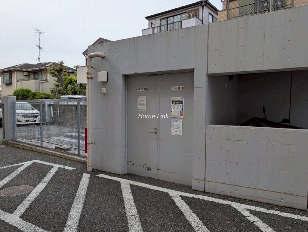 ベルハイム小竹向原　ゴミ置き場